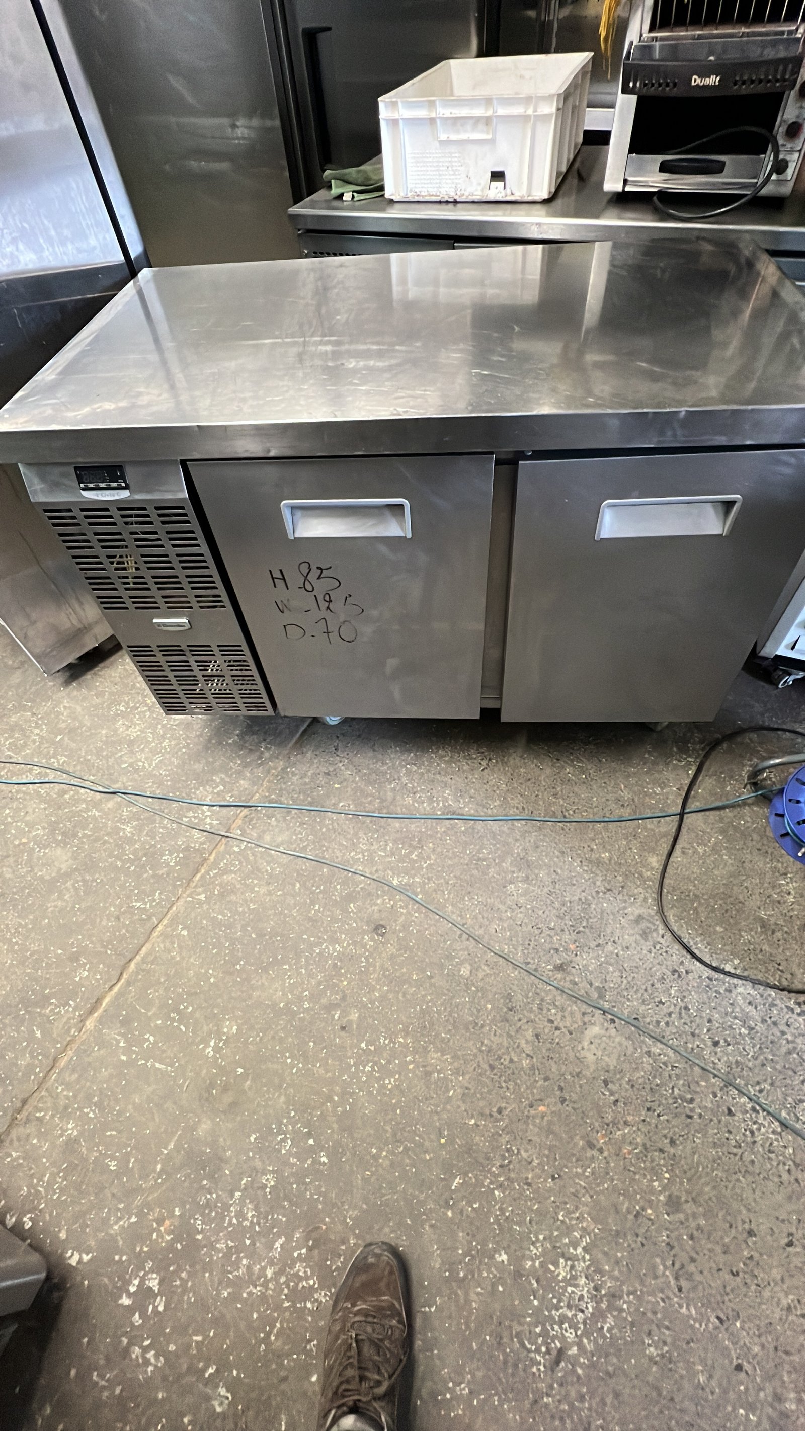 Single door fridge